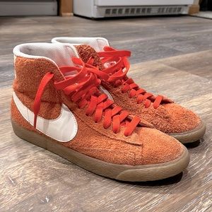 Nike Blazers (vintage suede feeling)
